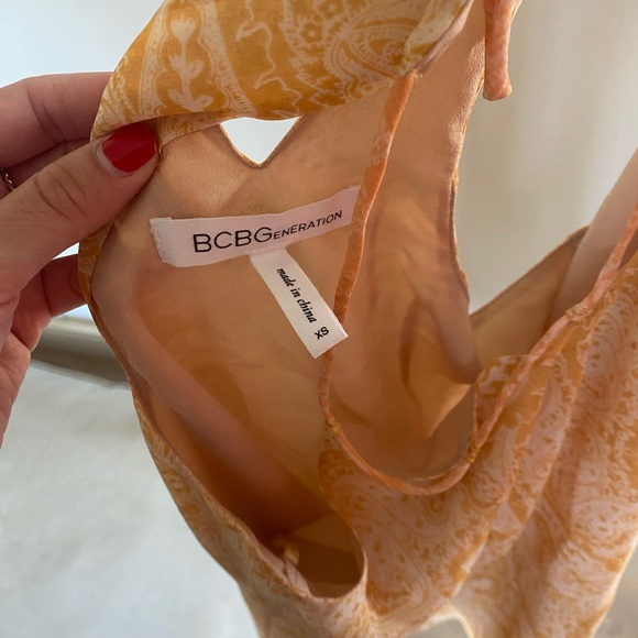 BCBG Flowy Summer Dress - Picture 3 of 3